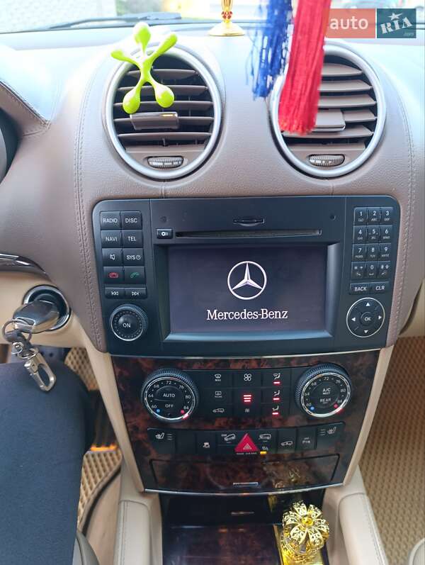 Внедорожник / Кроссовер Mercedes-Benz GL-Class 2012 в Тульчине фото 8 Внедорожник / Кроссовер Mercedes-Benz GL-Class 2012 в Тульчине