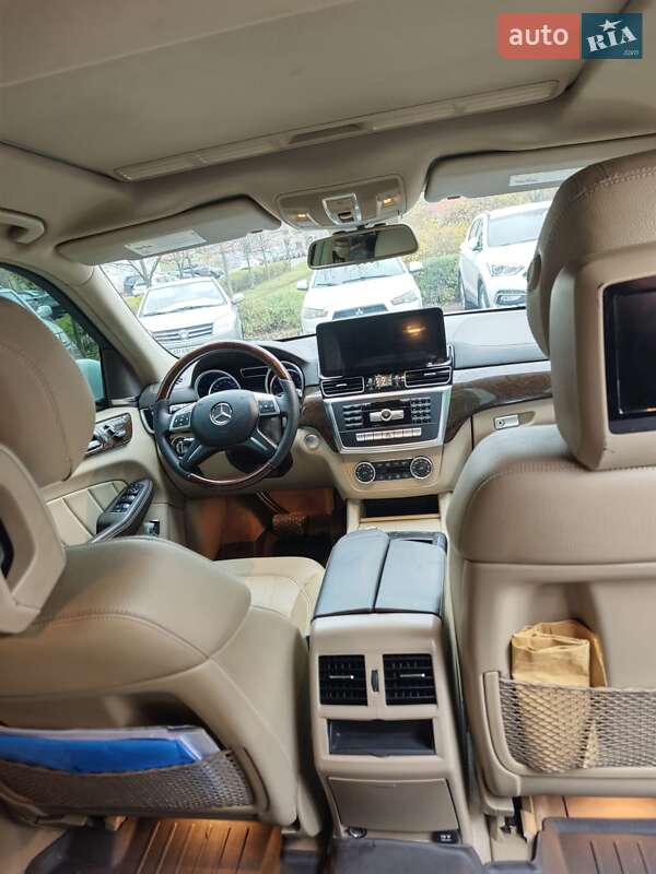 Внедорожник / Кроссовер Mercedes-Benz GL-Class 2014 в Киеве фото 18 Внедорожник / Кроссовер Mercedes-Benz GL-Class 2014 в Киеве