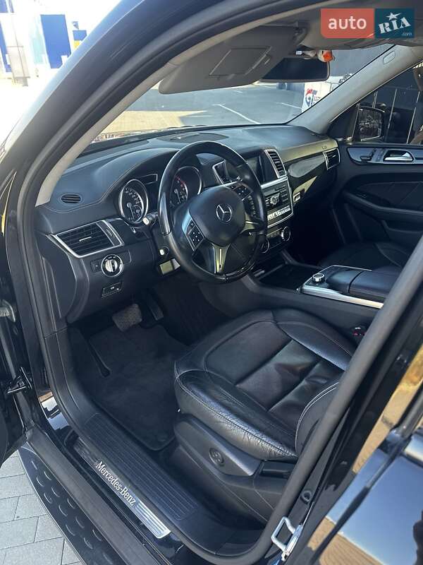 Внедорожник / Кроссовер Mercedes-Benz GL-Class 2015 в Виннице фото 16 Внедорожник / Кроссовер Mercedes-Benz GL-Class 2015 в Виннице