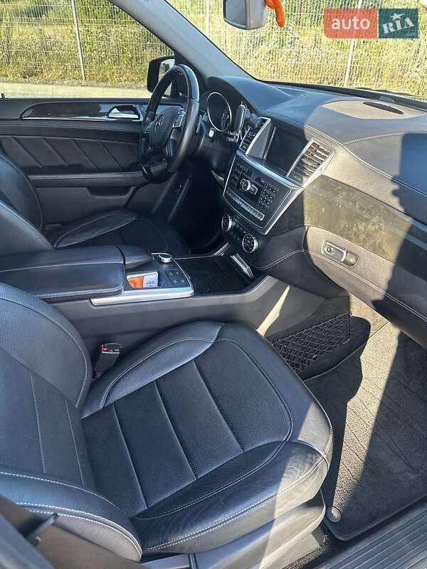 Внедорожник / Кроссовер Mercedes-Benz GL-Class 2015 в Виннице фото 28 Внедорожник / Кроссовер Mercedes-Benz GL-Class 2015 в Виннице