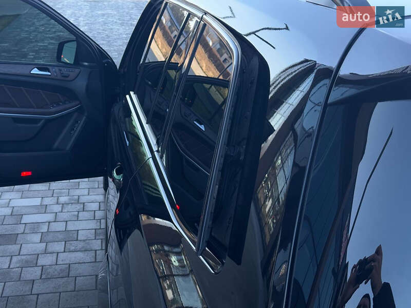 Позашляховик / Кросовер Mercedes-Benz GL-Class 2015 в Києві
