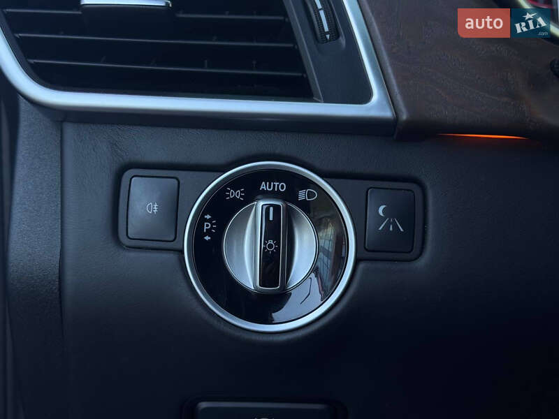 Позашляховик / Кросовер Mercedes-Benz GL-Class 2015 в Києві