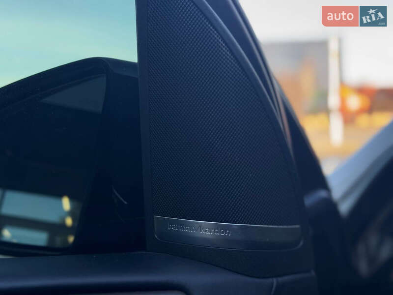 Позашляховик / Кросовер Mercedes-Benz GL-Class 2015 в Києві