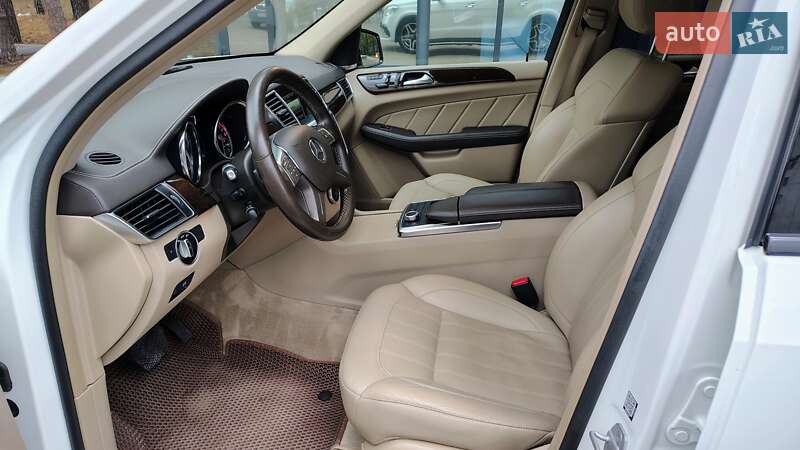 Позашляховик / Кросовер Mercedes-Benz GL-Class 2014 в Києві