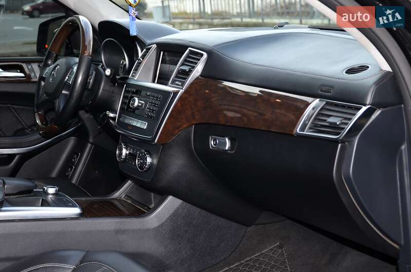 Позашляховик / Кросовер Mercedes-Benz GL-Class 2013 в Києві