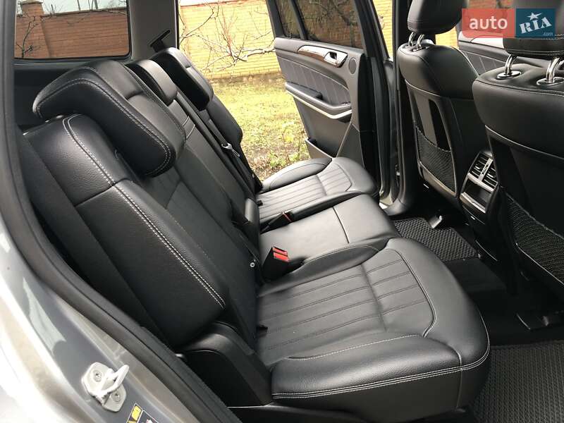 Позашляховик / Кросовер Mercedes-Benz GL-Class 2014 в Кривому Розі фото 31 Позашляховик / Кросовер Mercedes-Benz GL-Class 2014 в Кривому Розі