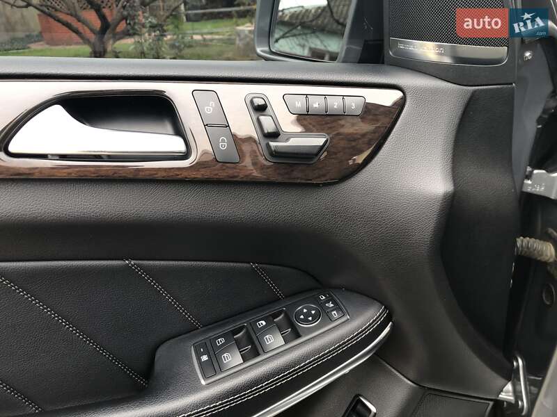 Позашляховик / Кросовер Mercedes-Benz GL-Class 2014 в Кривому Розі фото 43 Позашляховик / Кросовер Mercedes-Benz GL-Class 2014 в Кривому Розі