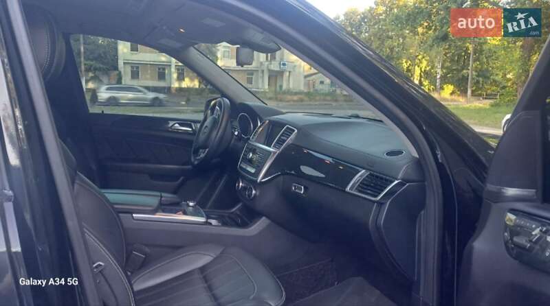 Позашляховик / Кросовер Mercedes-Benz GL-Class 2015 в Чернівцях