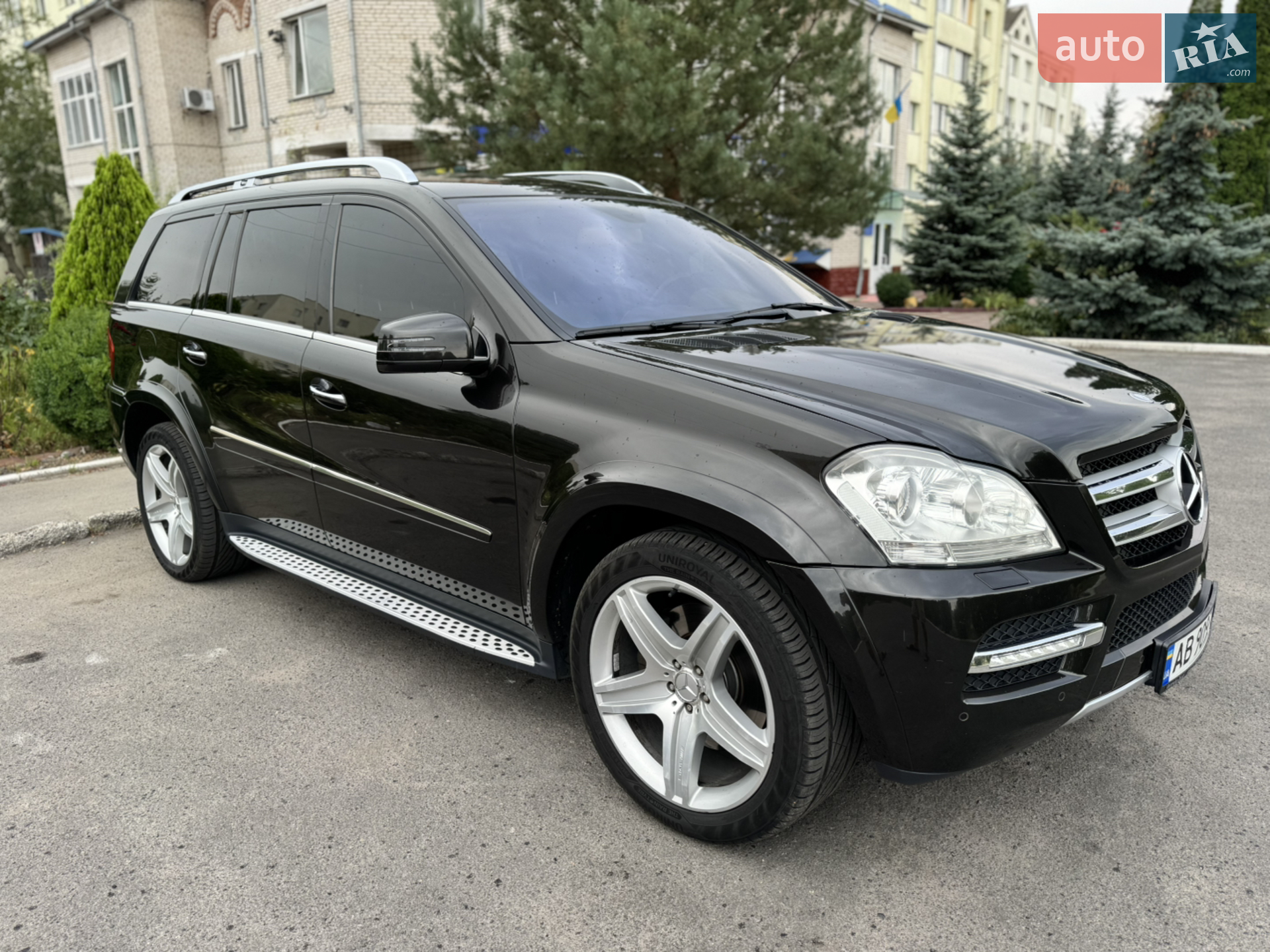 Mercedes-Benz GL-Class 2011 VIN WDC1648861A728964 фото оголошення 2 з 46