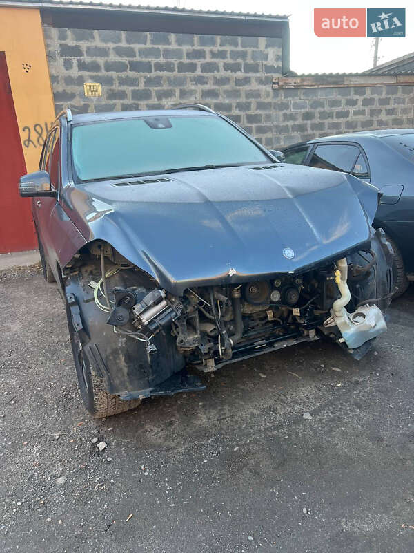 Mercedes-Benz GL-Class 2012