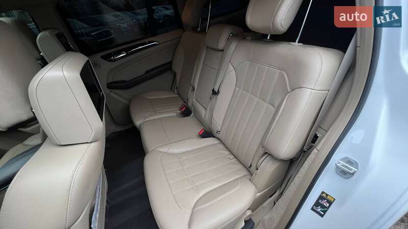 Позашляховик / Кросовер Mercedes-Benz GL-Class 2014 в Києві