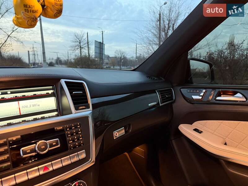 Позашляховик / Кросовер Mercedes-Benz GL-Class 2013 в Кривому Розі