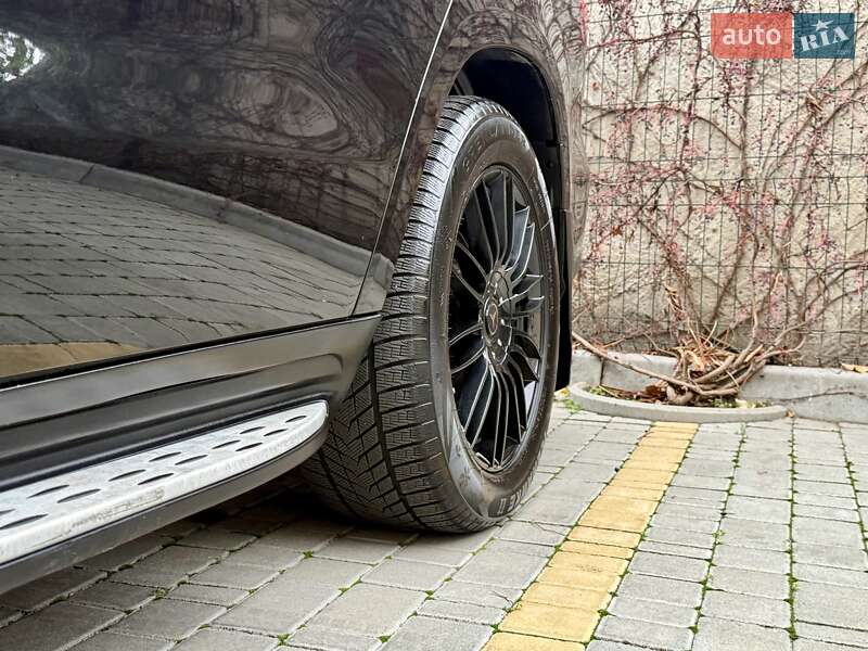 Позашляховик / Кросовер Mercedes-Benz GL-Class 2013 в Одесі