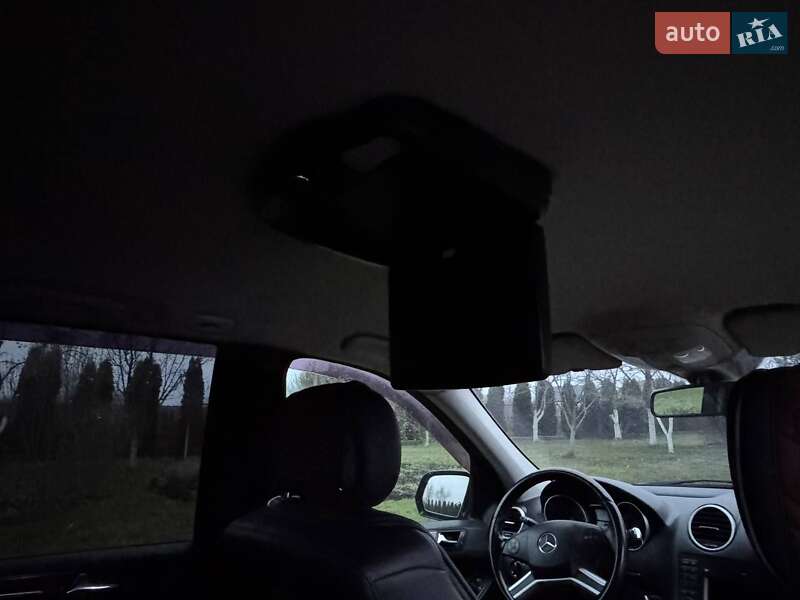 Внедорожник / Кроссовер Mercedes-Benz GL-Class 2009 в Дубно