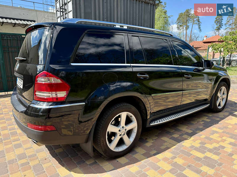 Внедорожник / Кроссовер Mercedes-Benz GL-Class 2008 в Киеве