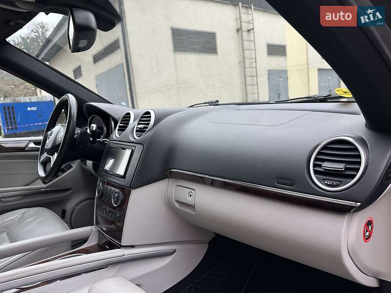 Внедорожник / Кроссовер Mercedes-Benz GL-Class 2010 в Львове фото 23 Внедорожник / Кроссовер Mercedes-Benz GL-Class 2010 в Львове