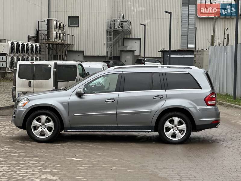Внедорожник / Кроссовер Mercedes-Benz GL-Class 2010 в Львове фото 6 Внедорожник / Кроссовер Mercedes-Benz GL-Class 2010 в Львове