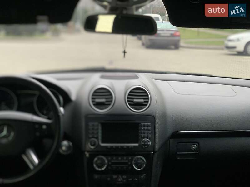Внедорожник / Кроссовер Mercedes-Benz GL-Class 2008 в Львове фото 27 Внедорожник / Кроссовер Mercedes-Benz GL-Class 2008 в Львове