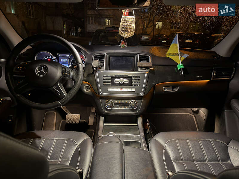 Позашляховик / Кросовер Mercedes-Benz GL-Class 2015 в Львові