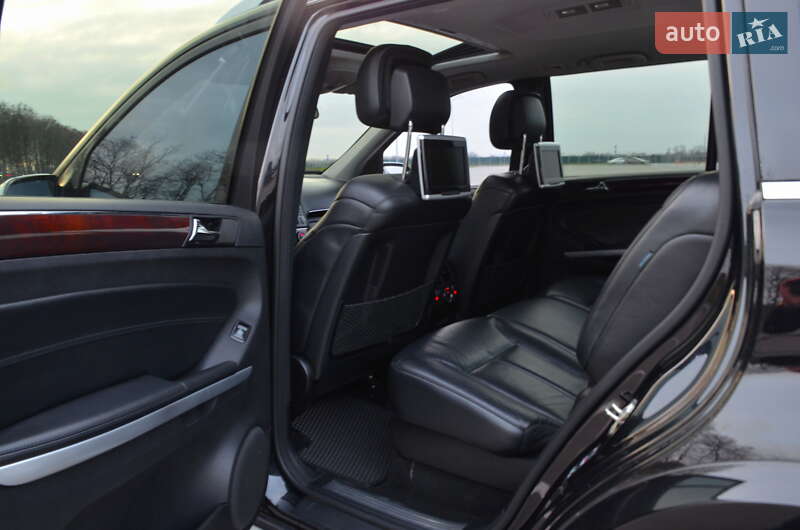 Внедорожник / Кроссовер Mercedes-Benz GL-Class 2010 в Днепре