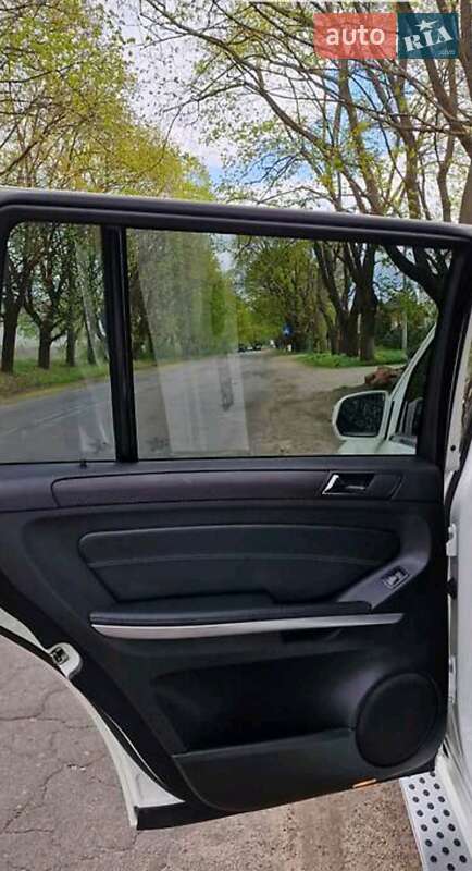 Внедорожник / Кроссовер Mercedes-Benz GL-Class 2009 в Киеве