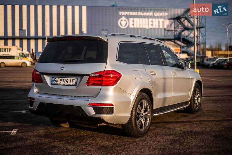 Внедорожник / Кроссовер Mercedes-Benz GL-Class 2015 в Ровно