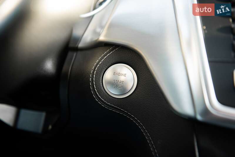 Внедорожник / Кроссовер Mercedes-Benz GL-Class 2015 в Ровно