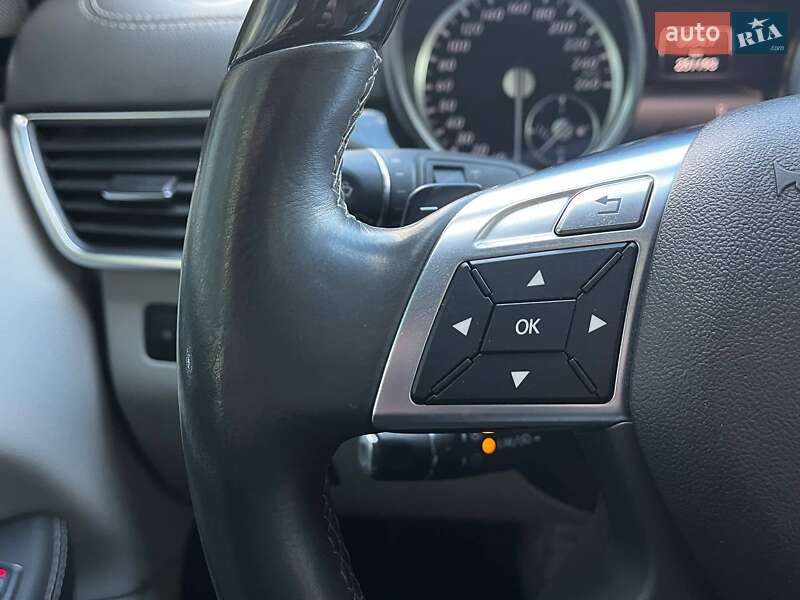 Внедорожник / Кроссовер Mercedes-Benz GL-Class 2016 в Днепре фото 31 Внедорожник / Кроссовер Mercedes-Benz GL-Class 2016 в Днепре