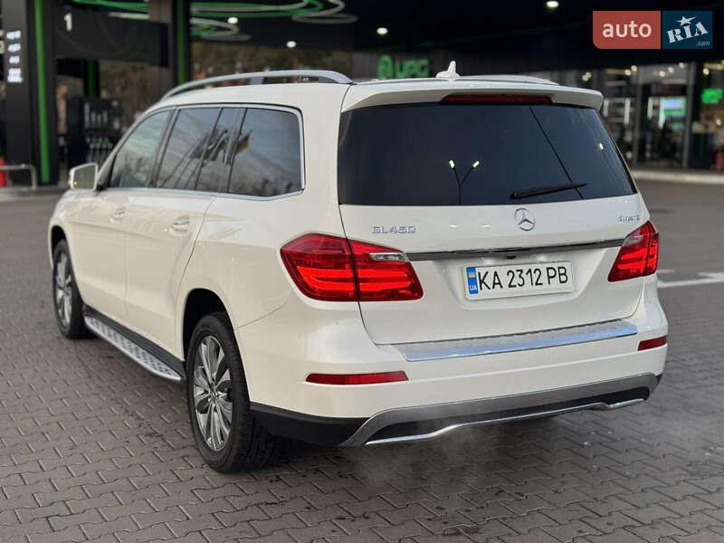 Внедорожник / Кроссовер Mercedes-Benz GL-Class 2016 в Киеве фото 11 Внедорожник / Кроссовер Mercedes-Benz GL-Class 2016 в Киеве