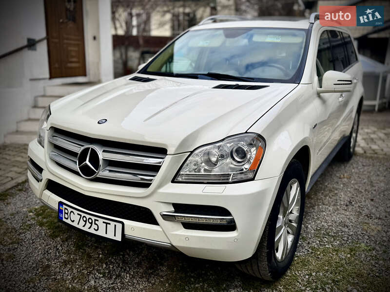 Mercedes-Benz GL-Class 2011