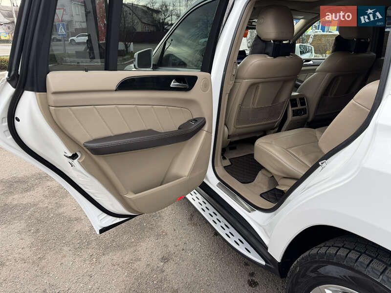 Позашляховик / Кросовер Mercedes-Benz GL-Class 2015 в Смілі