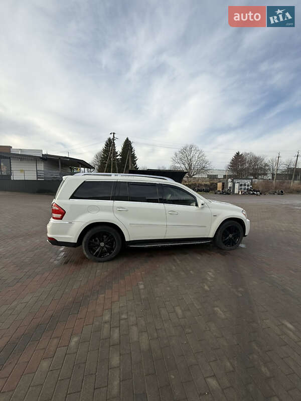 Позашляховик / Кросовер Mercedes-Benz GL-Class 2011 в Городенці