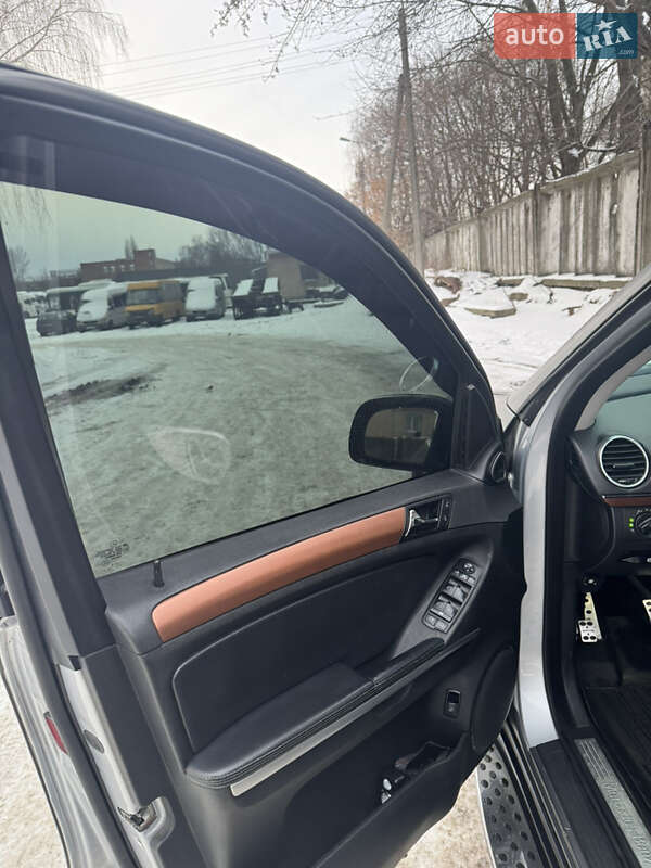 Внедорожник / Кроссовер Mercedes-Benz GL-Class 2006 в Чернигове