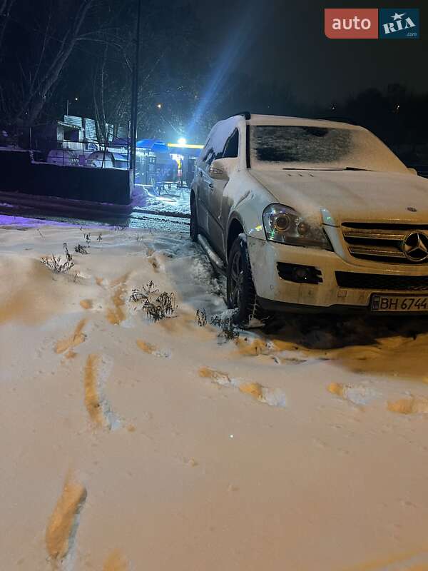 Внедорожник / Кроссовер Mercedes-Benz GL-Class 2008 в Киеве