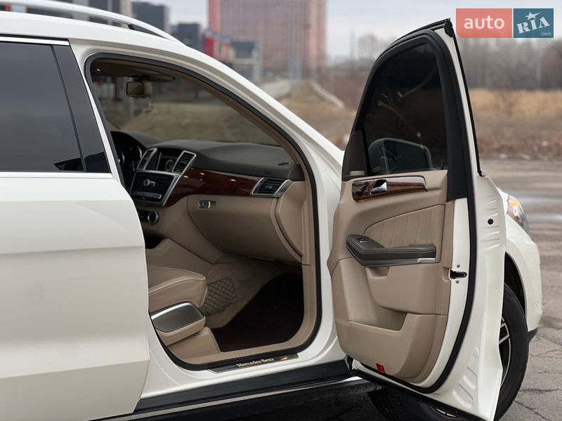Внедорожник / Кроссовер Mercedes-Benz GL-Class 2012 в Киеве