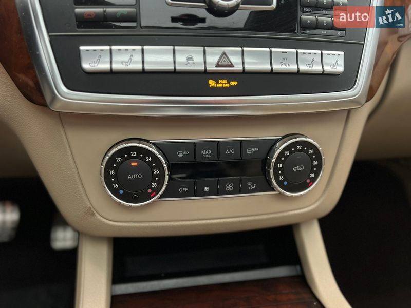 Внедорожник / Кроссовер Mercedes-Benz GL-Class 2012 в Киеве