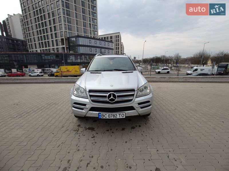 Mercedes-Benz GL-Class 2012