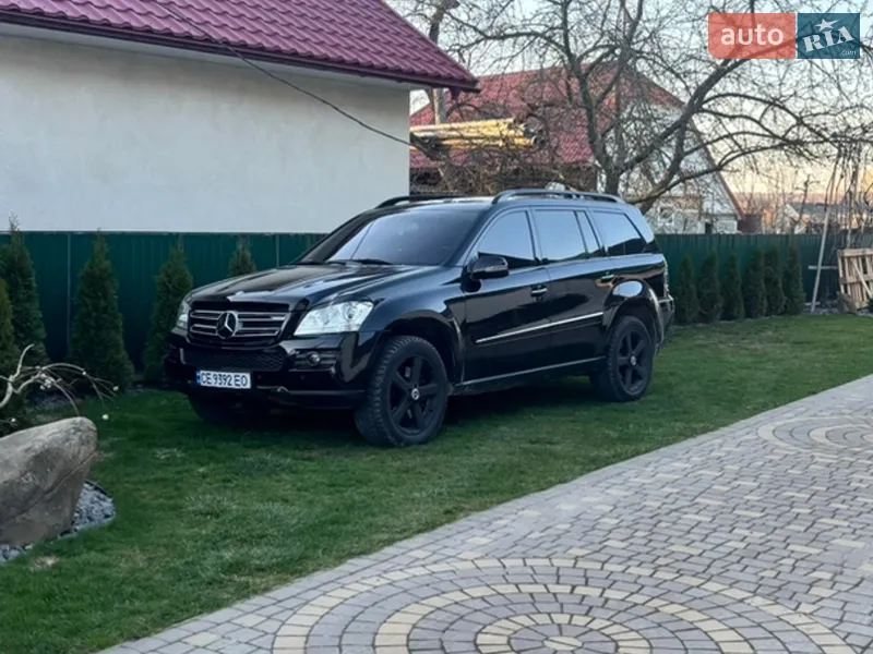 Mercedes-Benz GL-Class