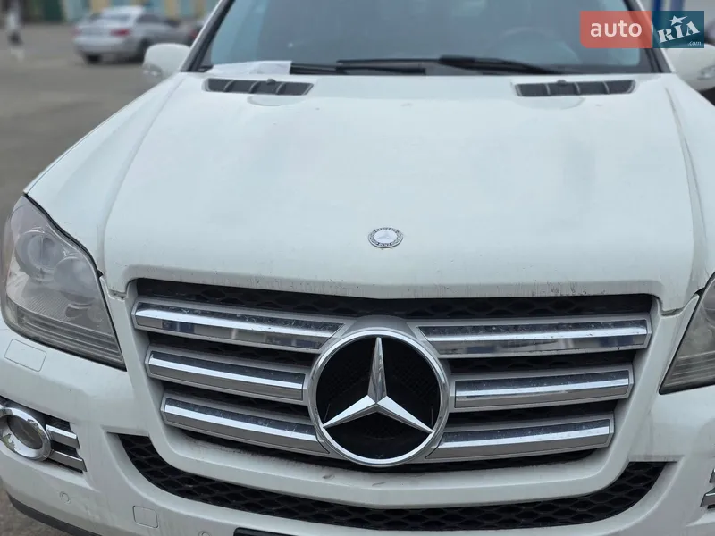 Mercedes-Benz GL-Class