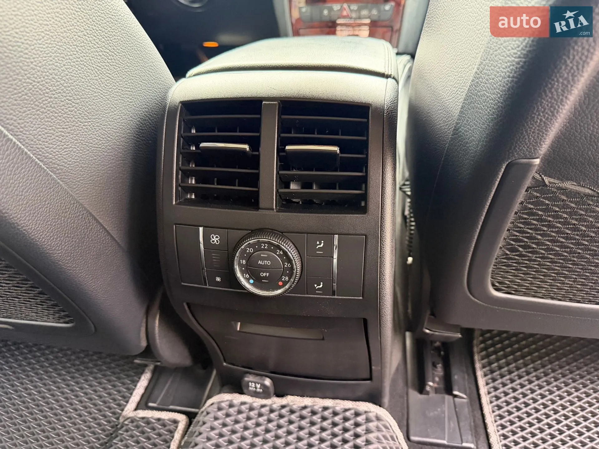 2012 Mercedes-Benz GL-klasse - мініатюра 32