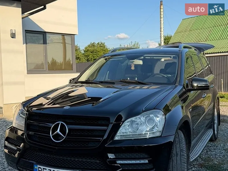 Mercedes-Benz GL-Class