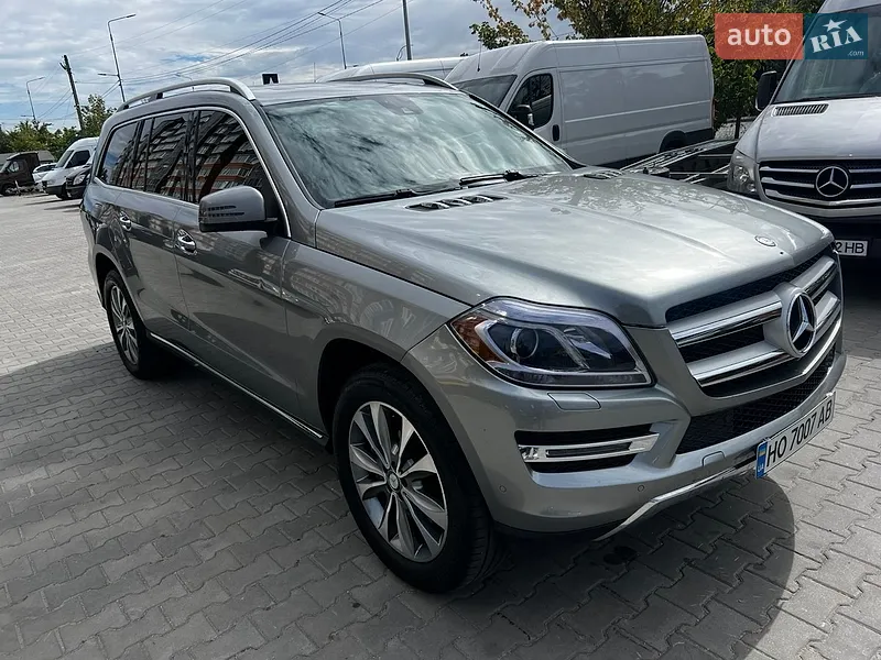 Mercedes-Benz GL-Class