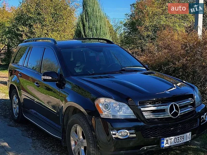 Mercedes-Benz GL-Class