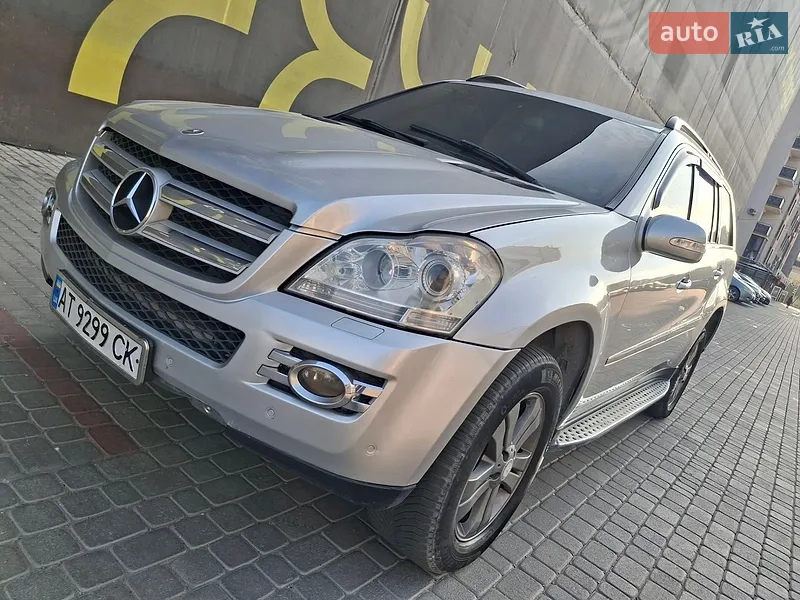 Mercedes-Benz GL-Class