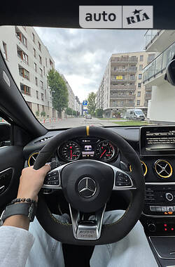 Седан Mercedes-Benz GLA 45 AMG 2017 в Киеве