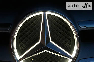 Позашляховик / Кросовер Mercedes-Benz GLA-Class 2015 в 