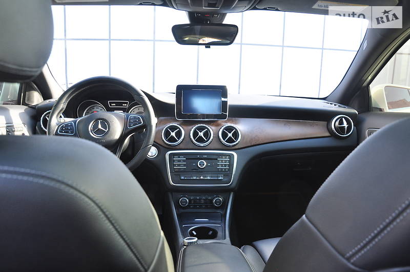 Позашляховик / Кросовер Mercedes-Benz GLA-Class 2016 в Києві