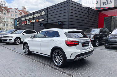 Позашляховик / Кросовер Mercedes-Benz GLA-Class 2018 в Одесі