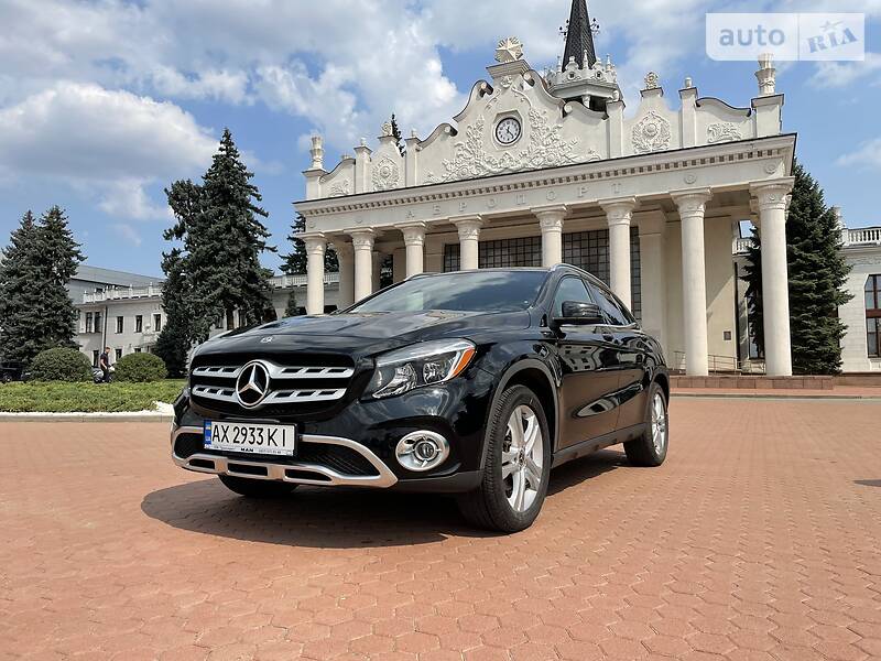 Внедорожник / Кроссовер Mercedes-Benz GLA-Class 2017 в Харькове