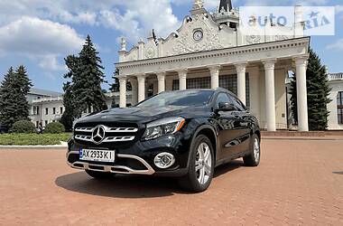 Внедорожник / Кроссовер Mercedes-Benz GLA-Class 2017 в Харькове